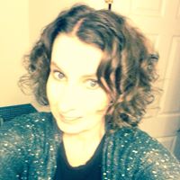 Sarah Glover Photo 26