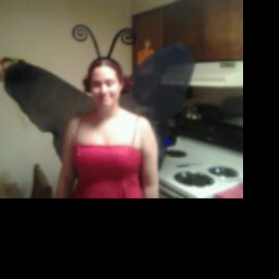 Tracy Lyons Photo 30