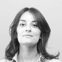 Julia Zeller Photo 8