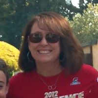 Laurie Shea Photo 15