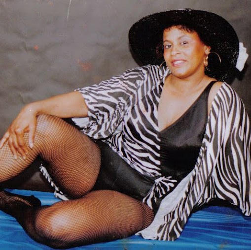 Barbara Norwood Photo 16