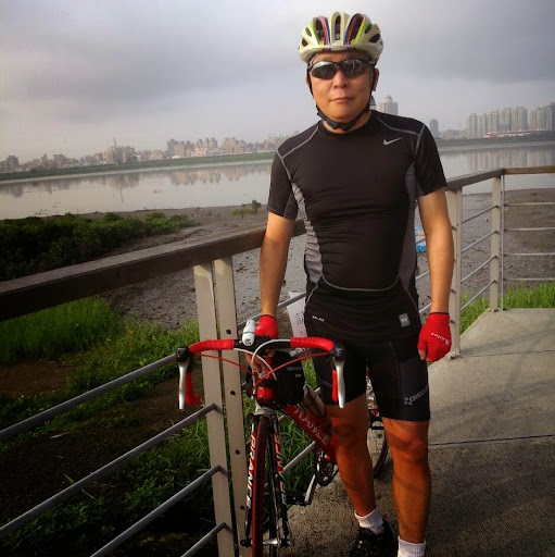 Edward Lin Photo 38