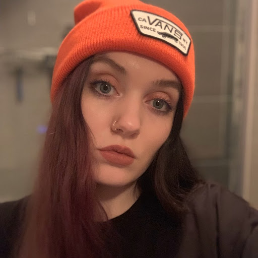 Georgia Hughes Photo 38