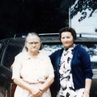 Nita Roberts Photo 9