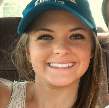 Katie Sullivan Photo 40