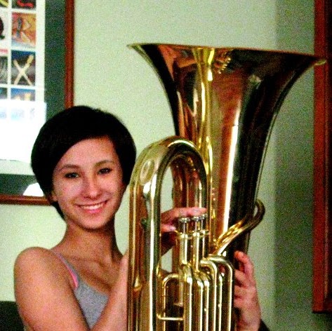 Joy Arnold Photo 17