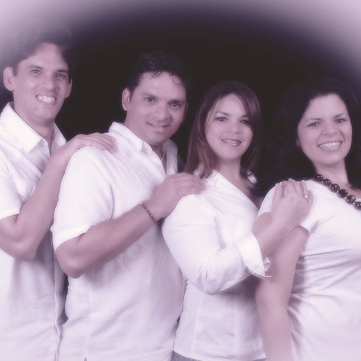 Alexander Duarte Photo 26