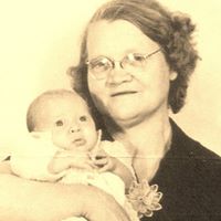 Linda Foley Photo 34