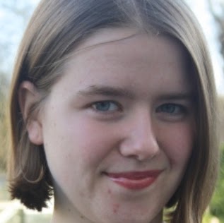 Sarah Teasdale Photo 18
