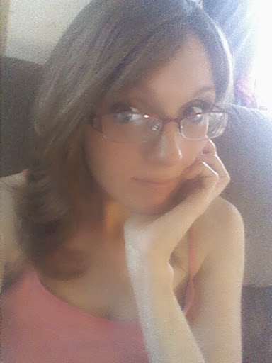 Amanda Yohn Photo 6