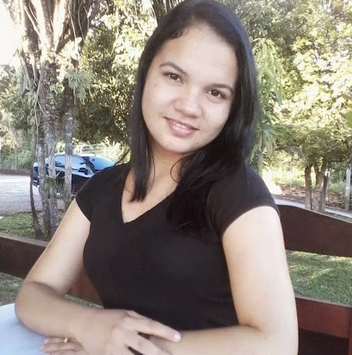 Maura Castro Photo 5