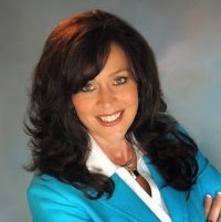 Janet Little Photo 29