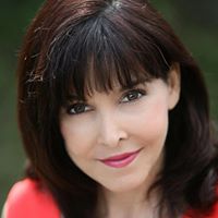 Kate Russell Photo 27