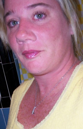 Amy Meadows Photo 39