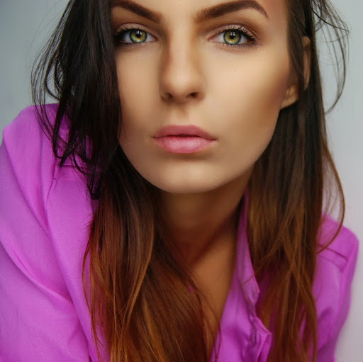 Jennifer Richards Photo 26
