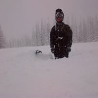 Tyler Andersen Photo 36