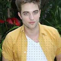 Robert Back Photo 20