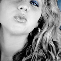 Natalie Weeks Photo 8