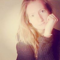 Carly Short Photo 8