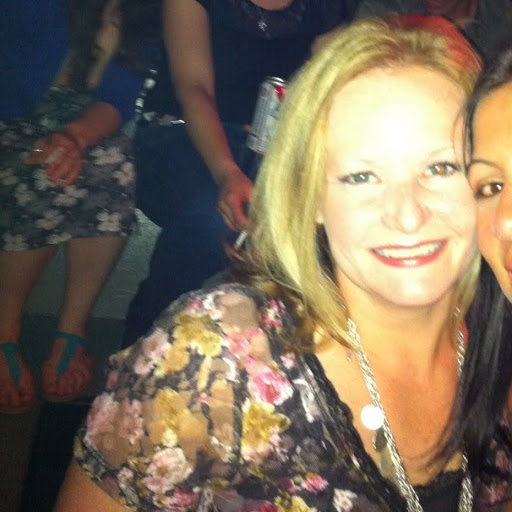 Amie Brown Photo 23
