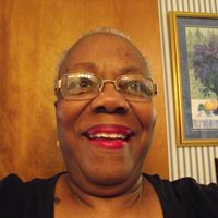 Clara Simmons Photo 33