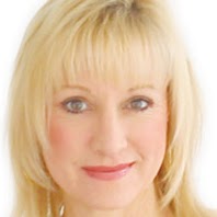 Lisa Henderson Photo 35