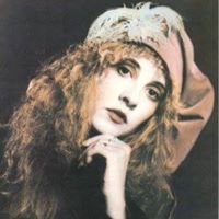 Laura Logan Photo 32