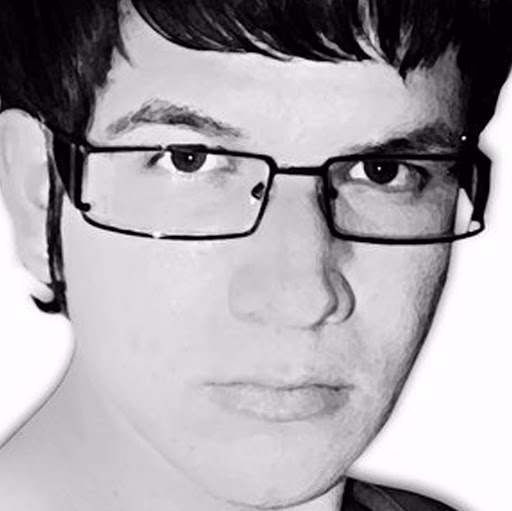 Alexandro Perez Photo 6