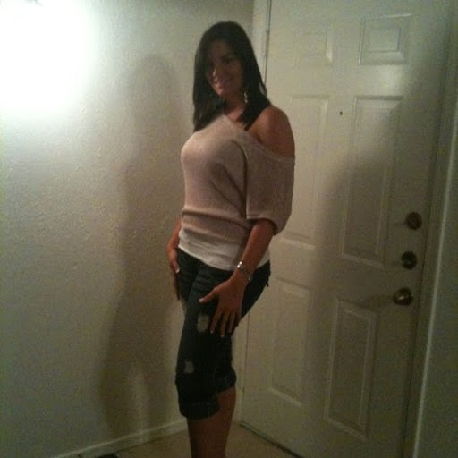 Christina Leach Photo 12