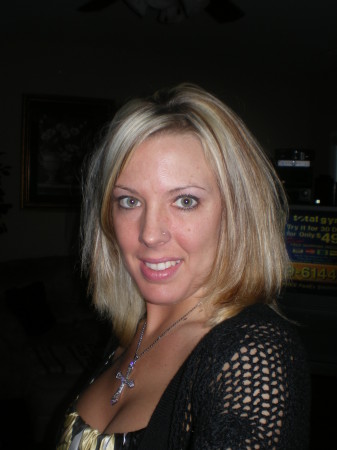 Haley Johnson Photo 25