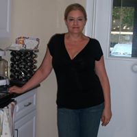 Stephanie Kuhn Photo 39