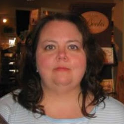 Amanda Mckenzie Photo 37