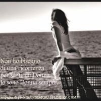 Laura Bergin Photo 14