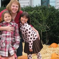 Elizabeth Mckinney Photo 14