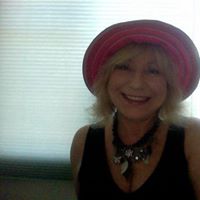 Laura Kaufman Photo 15