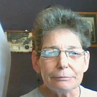 Terri Schmidt Photo 9
