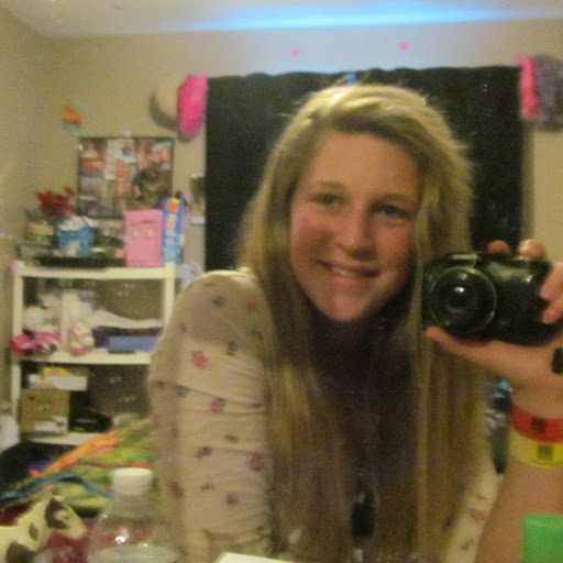 Ruthie Simmons Photo 16