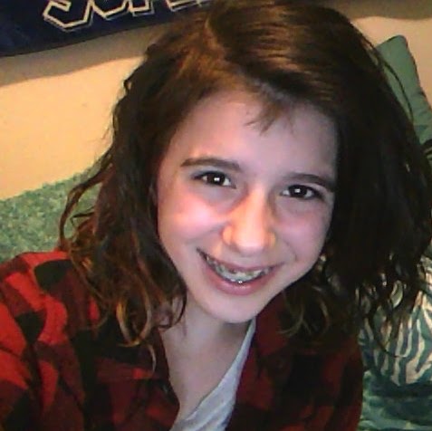 Hailee Jones Photo 22