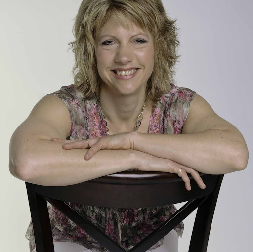 Lynn Weber Photo 26