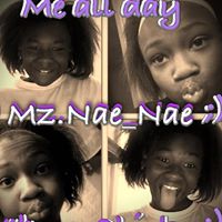 Janae Robinson Photo 6