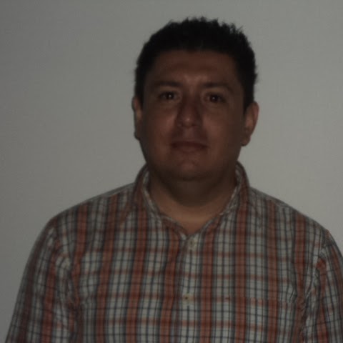 Ronald Robles Photo 8