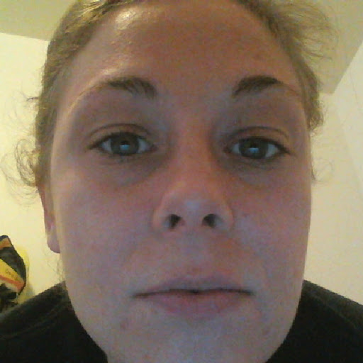 Amanda Scoggins Photo 13