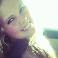 Krista Thompson Photo 42