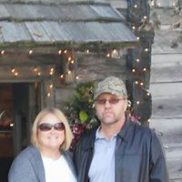 Julie Pritchett Photo 32