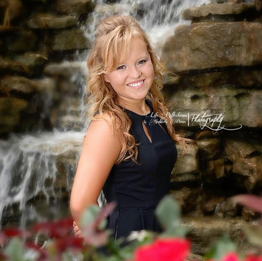 Kelly Hunt Photo 16