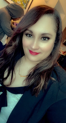 Diana Velazquez Photo 31