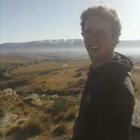 Alex Sutherland Photo 11