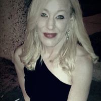 Paula Taylor Photo 44