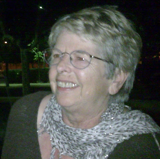 Gillian Robinson Photo 31