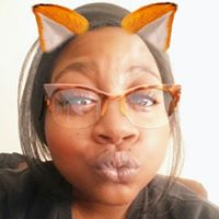 Erica Holmes Photo 30